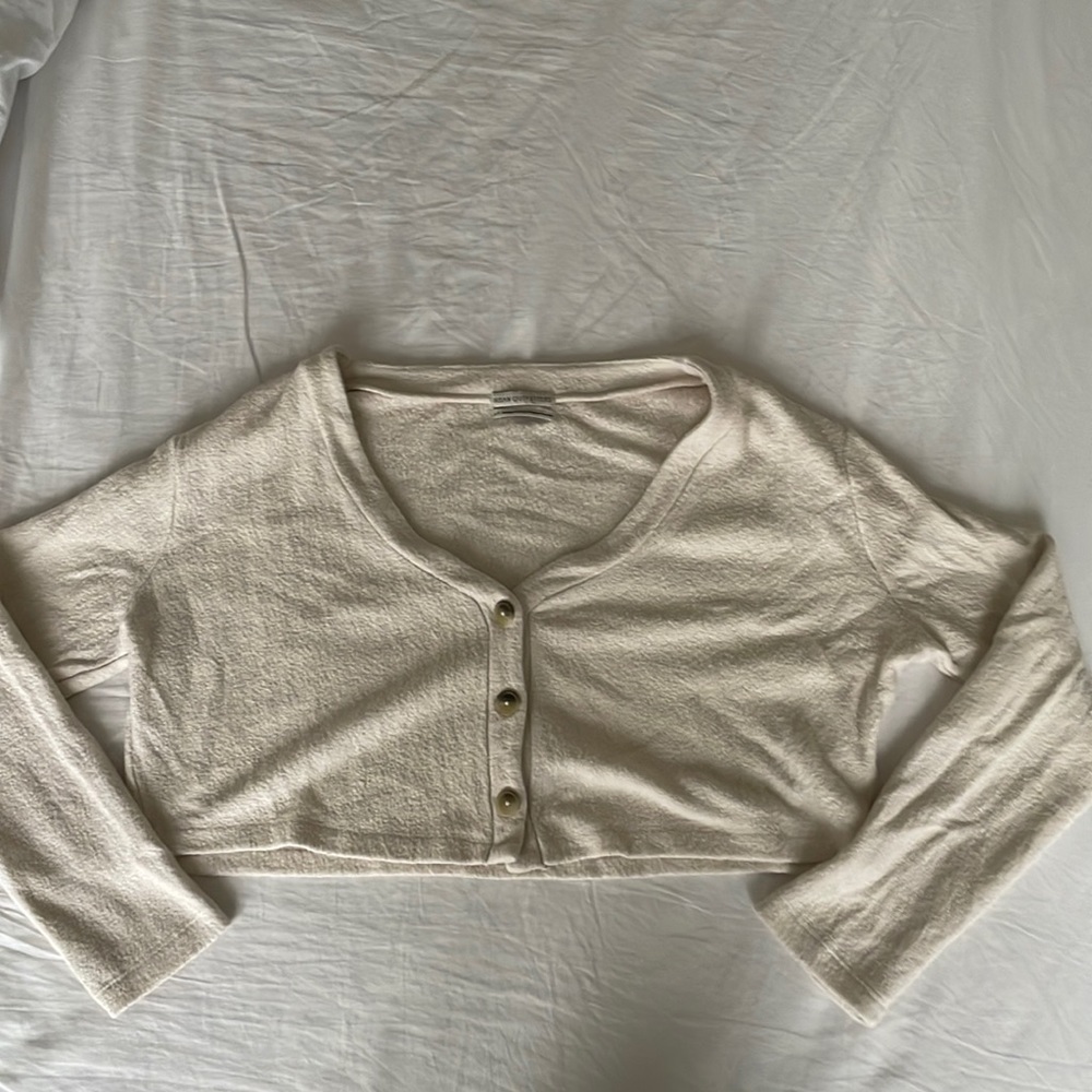 Urban Outfitters Cropped Beige Cardigan